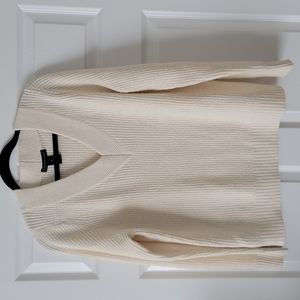 Ivory Mini Cable V Neck Sweater Size Medium